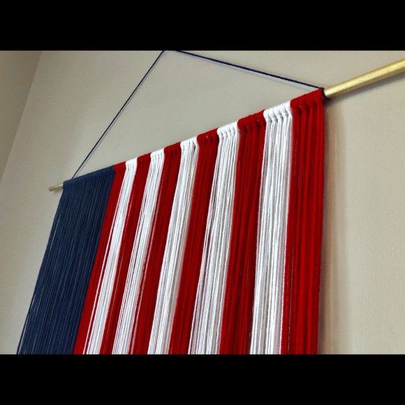 American Flag Yarn Wall Hanging - Picture 7 of 7